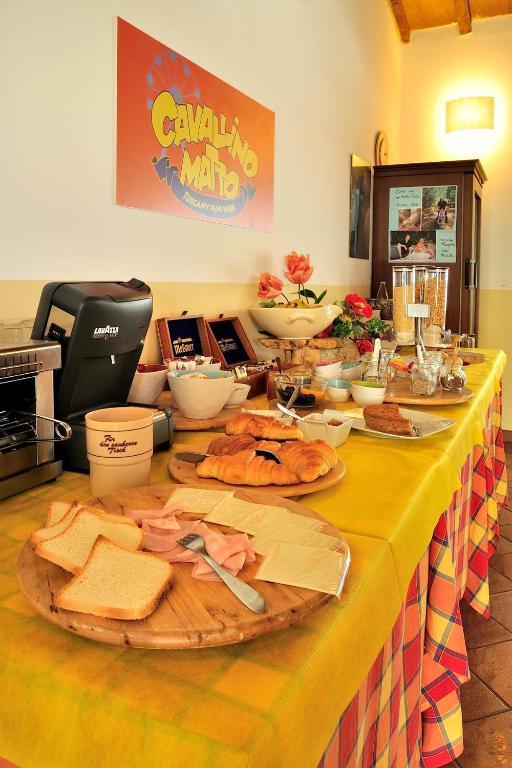 Agriturismo Podere San Michele San Vincenzo Buitenkant foto
