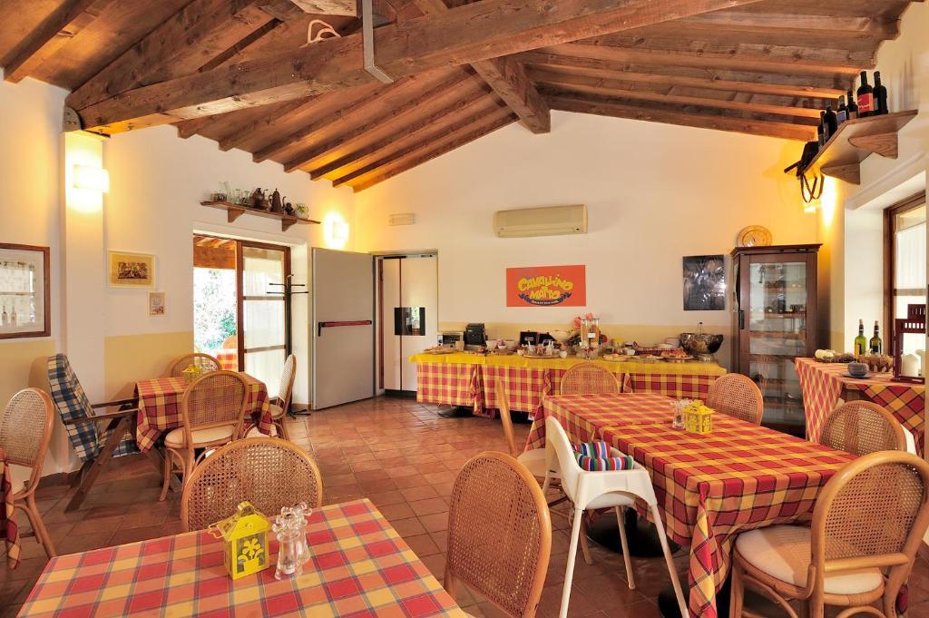Agriturismo Podere San Michele San Vincenzo Buitenkant foto